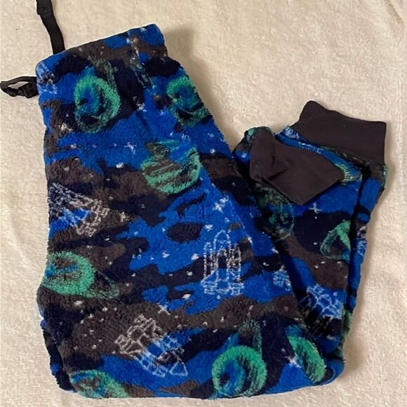 Boy’s 6/7 Member’s Mark thick fleece blue pajama bottoms w/outer space graphics - Picture 1 of 15